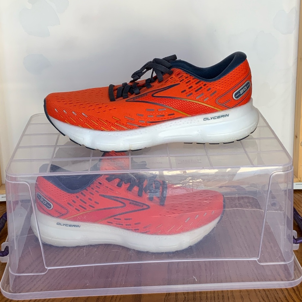 Brooks Men's Athletic Shoes - Red and Black
